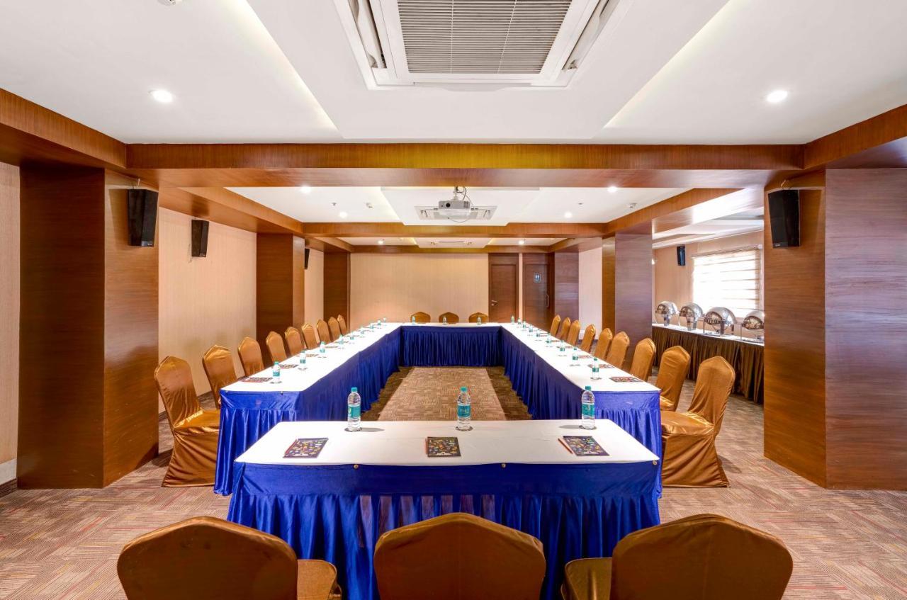 Hotel The Belstead Chennai Esterno foto