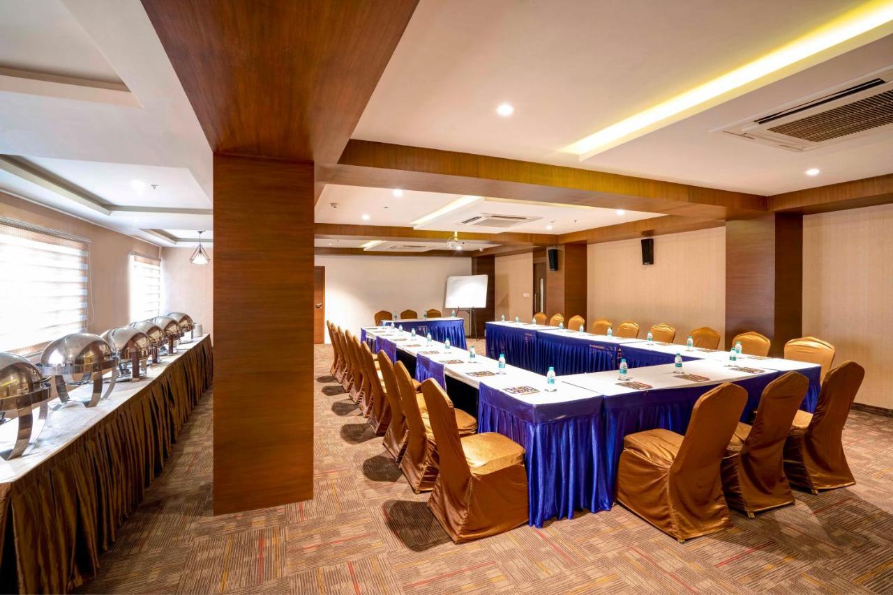 Hotel The Belstead Chennai Esterno foto