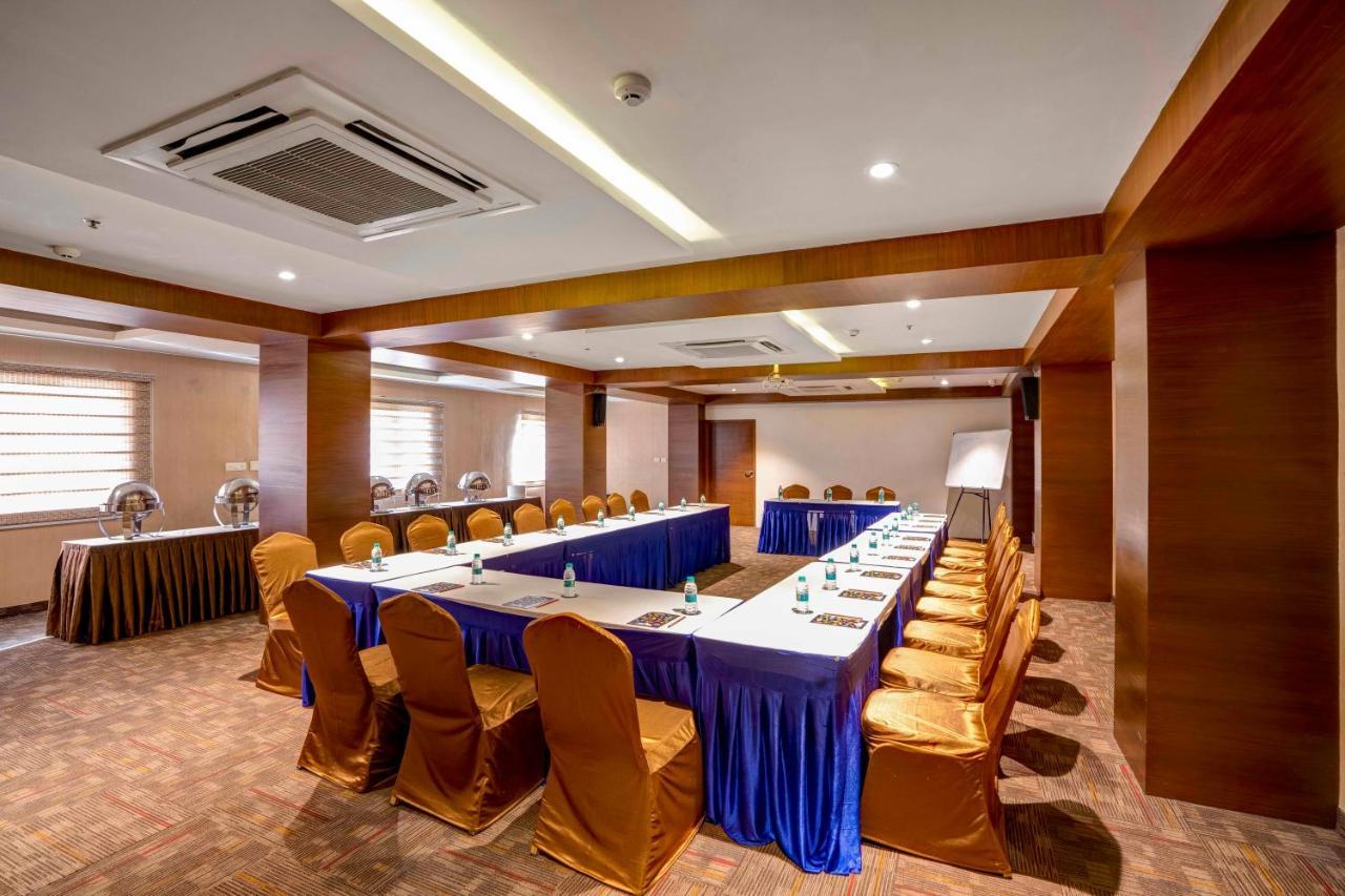 Hotel The Belstead Chennai Esterno foto