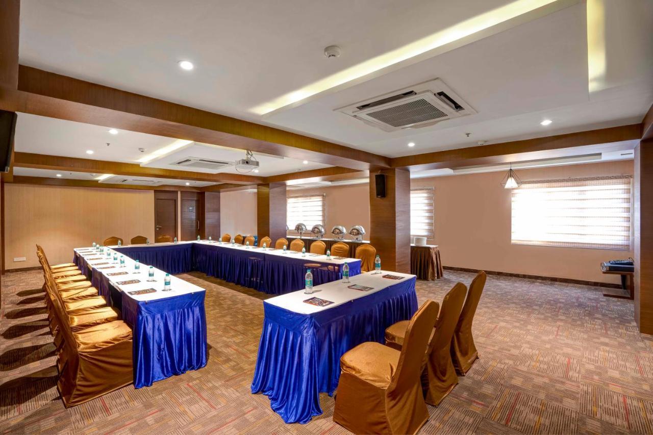 Hotel The Belstead Chennai Esterno foto